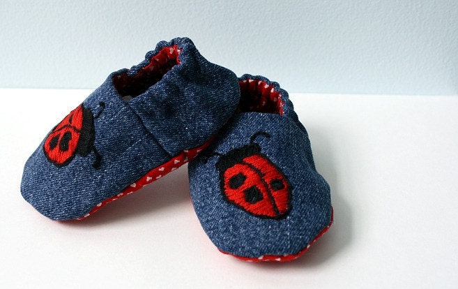 Cute Feet - Ladybug Reversible Baby Shoes