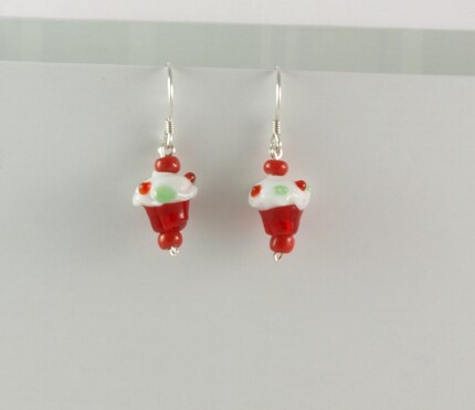 Cupcake Christmas earrings