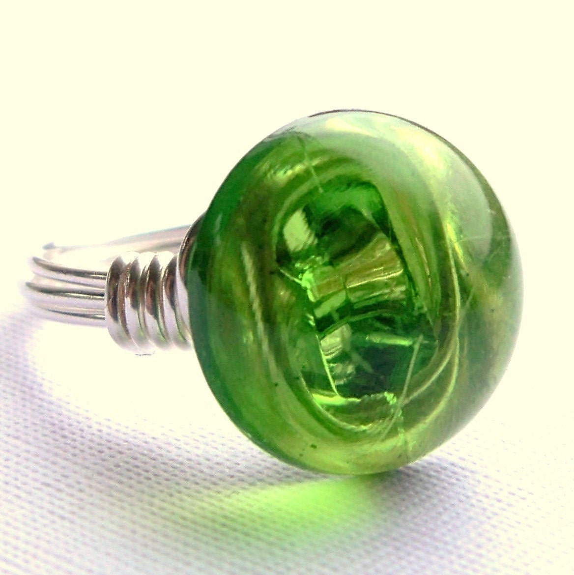 Green domed button ring