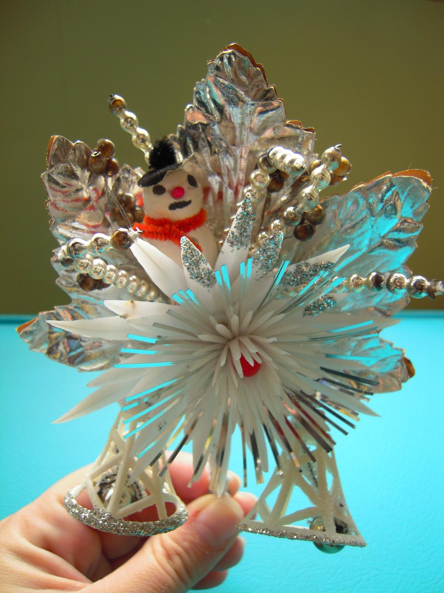 Gorgeous vintage silvery snowman corsage! Wouldnt it be great on a holiday dress or coat!