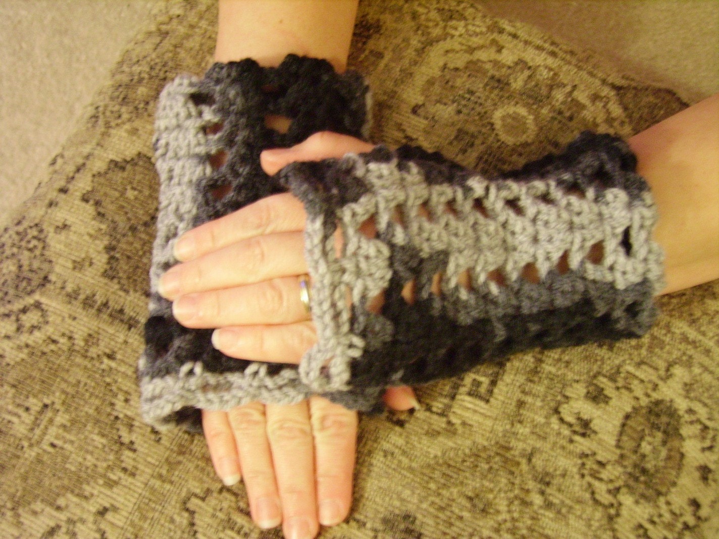Crochet Fingerless Black and Gray Mittens