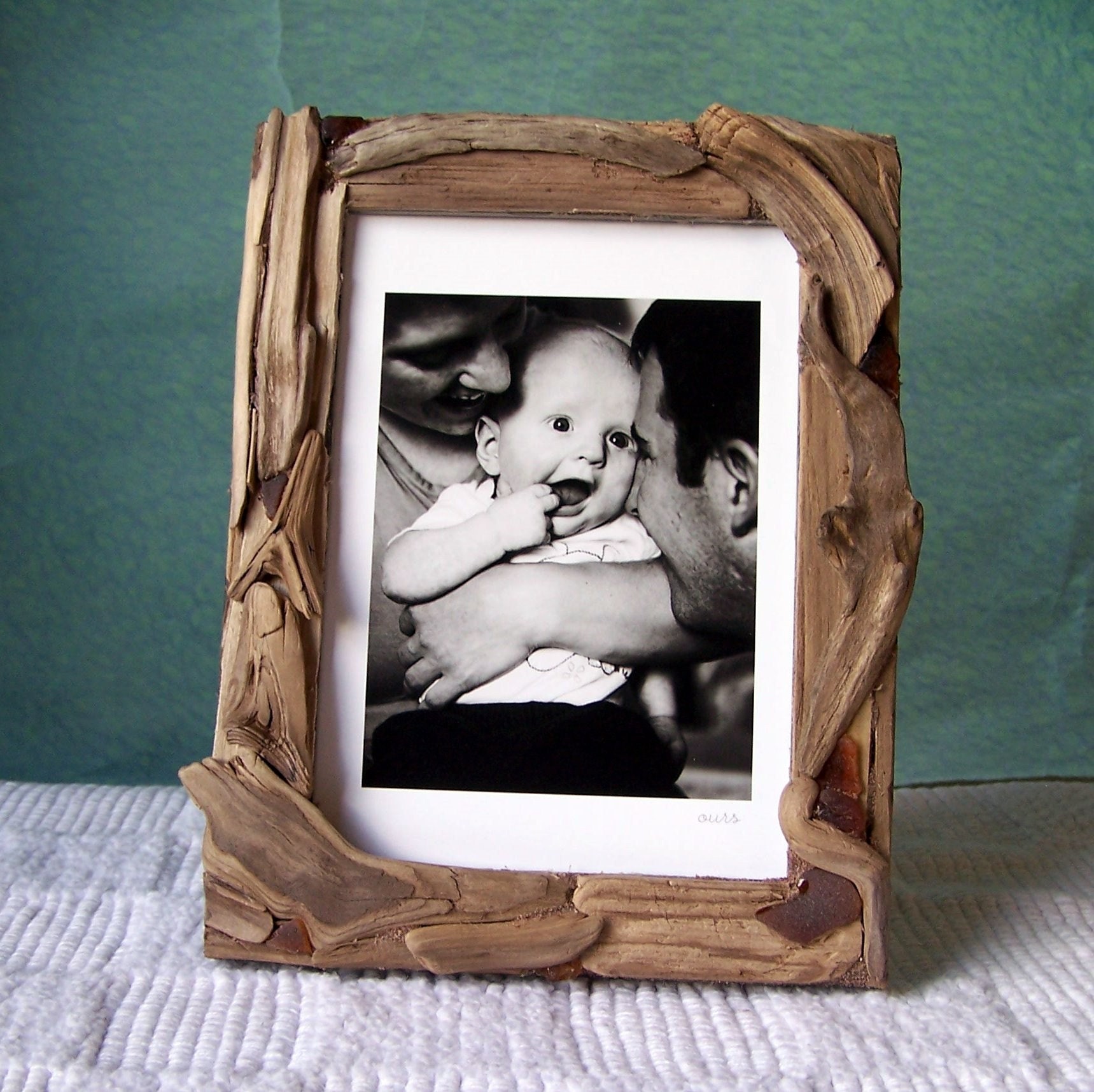 Driftwood Picture Frame 5 x 7 Curvy Brown Monochrome