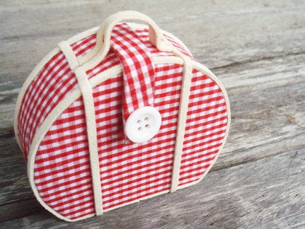 Little Suitcase Coinbag - Red Checked