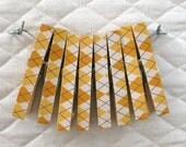 Clothesline Kit. Yellow Argyle Clothespins and Hanging Wire