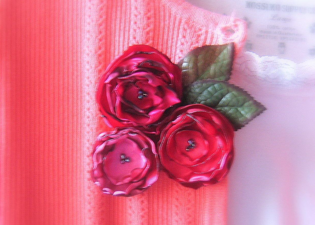 Fabric Flower Brooch Bouquet Roses Are Red  No. 2