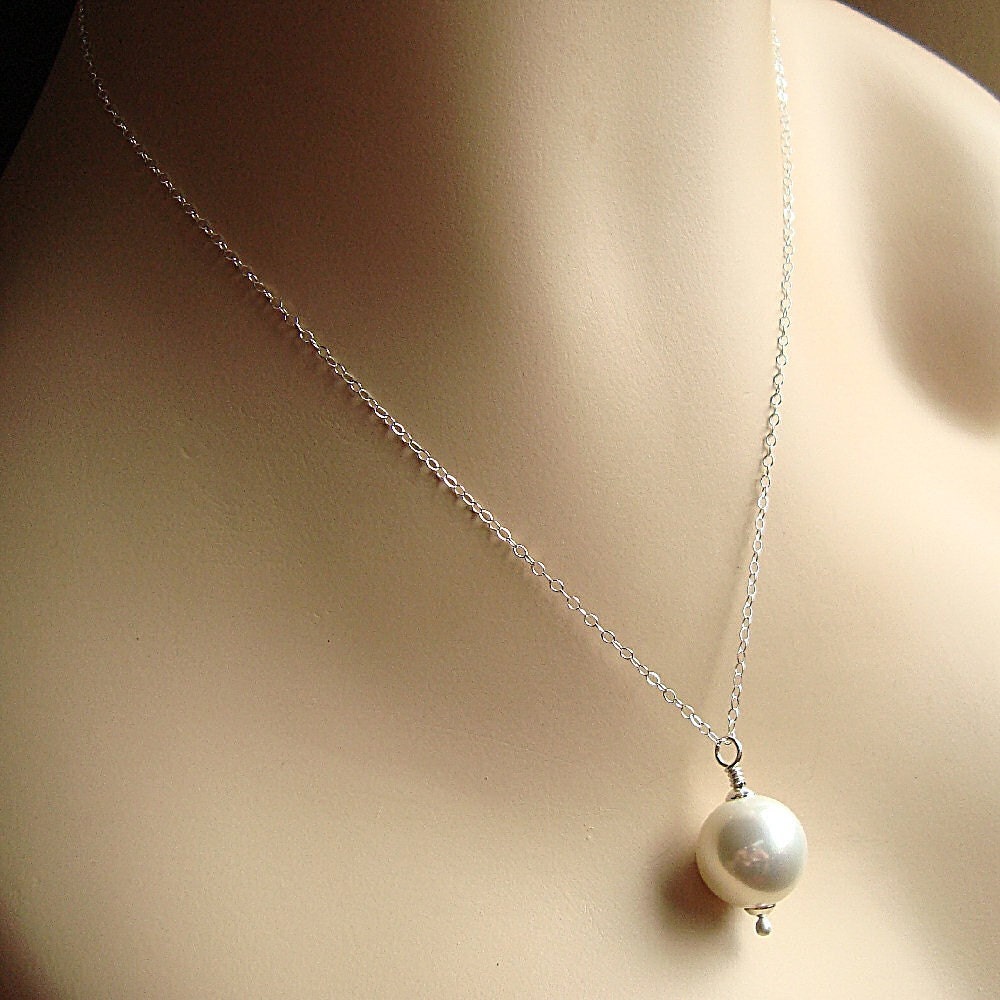 White Shell Pearl Sterling Silver  Necklace - Cloud