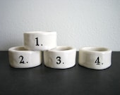 1- 4 
napkin rings.