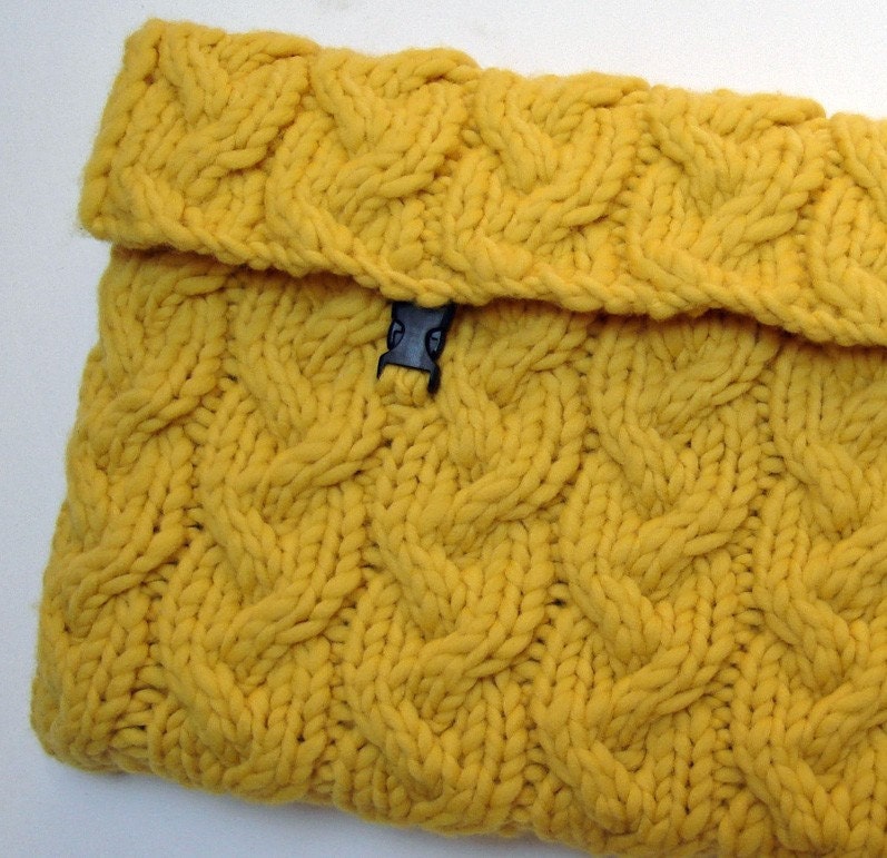 Knitting pattern - Sunny Laptop Sleeve
