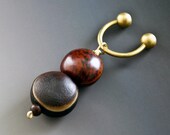 Key Ring - Natural Seed from the Amazon Rainforest and Brass - Eco Friendly