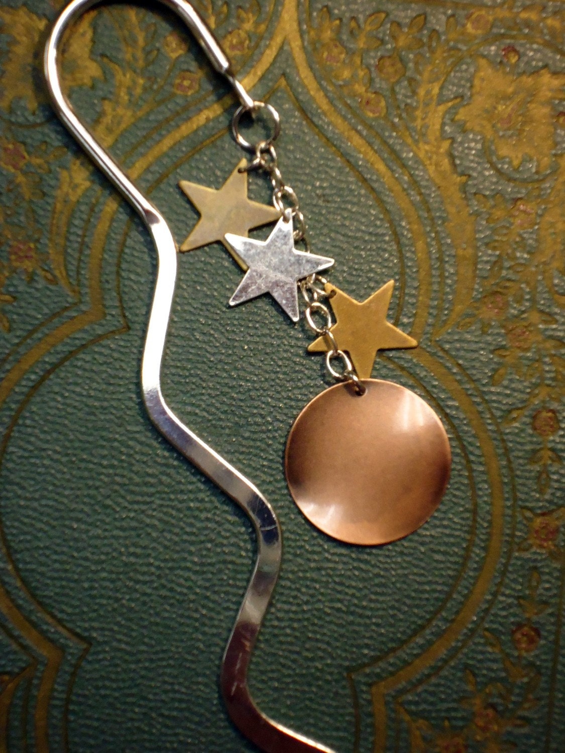 645 Bookmark with the moon and stars