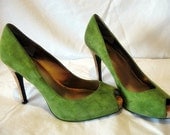 Vintage Green Suede Guess Peep Toe Stiletto High Heels by Kowgirl Kitsch on Etsy