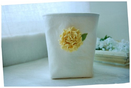 Light Yellow Hydrangea Box In Wool Felt  On Wedding White Linen Fabric Organizer Bin  Storage Basket   Handmade elitett