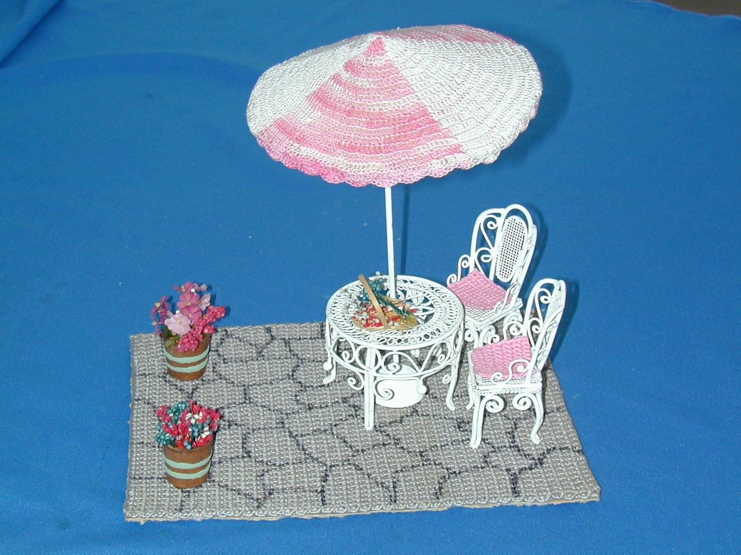 Patio Set inc. Patio, Table, Chairs, Umbrella & Flowers Dollhouse Miniature