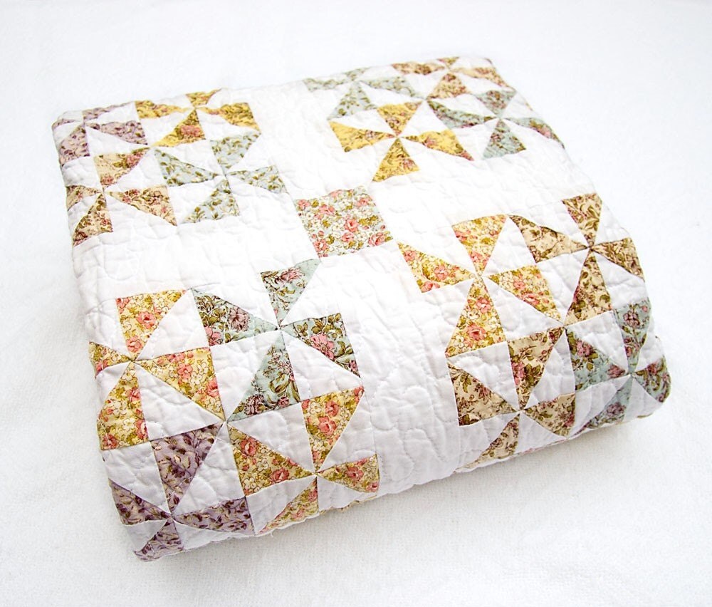 Pastel
 and White Shabby Pinwheel Quilt
