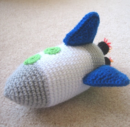 PIF -- Free Crochet Pattern for Rocket Ship