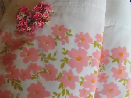 Two Matching Vintage Floral Twin Flat Bed Sheets with Pink and Orange Flowers