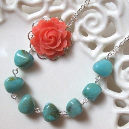 This coral and turquoise necklace has a vintage feel that I just adore