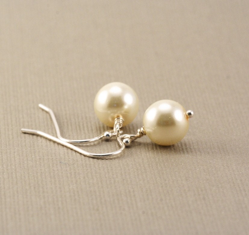 Pearl Earrings - Ivory Cream Sterling Silver