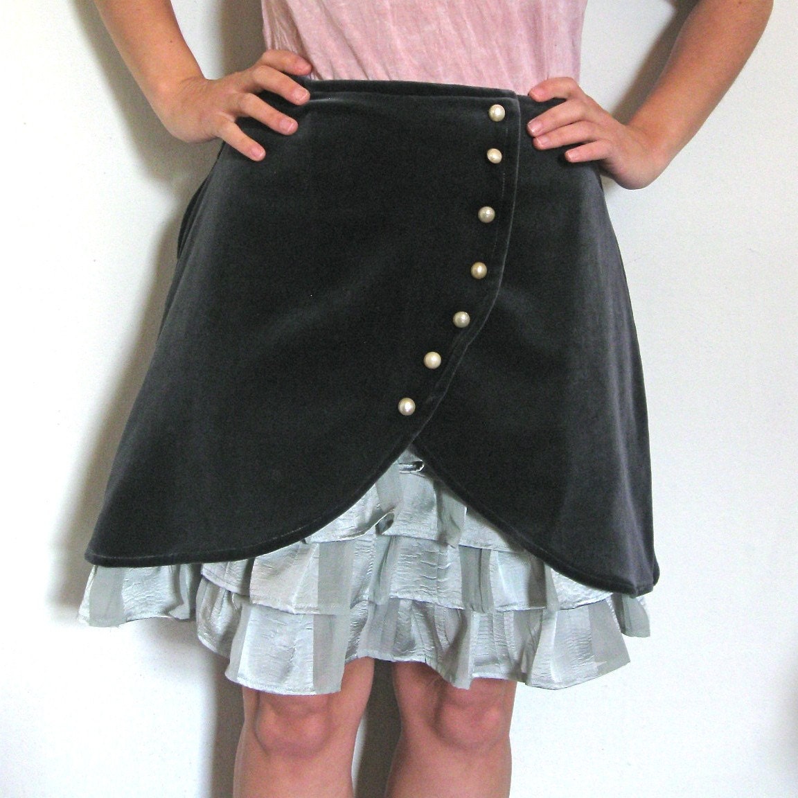 Gray  Velveteen ruffle front skirt
