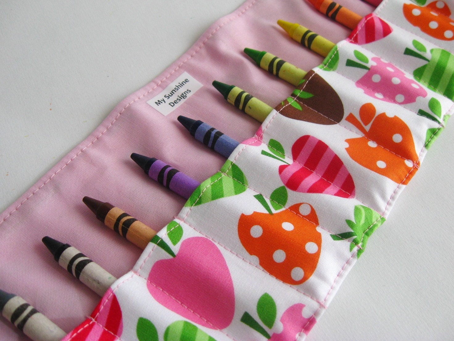 MySunshineDesigns on Etsy Crayon Roll....Strawberry (holds 12)