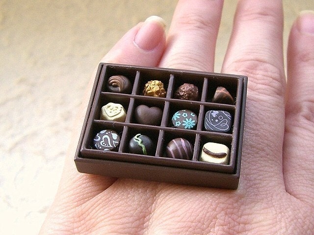 Kawaii Cute Japanese Ring-Box Of Chocolates