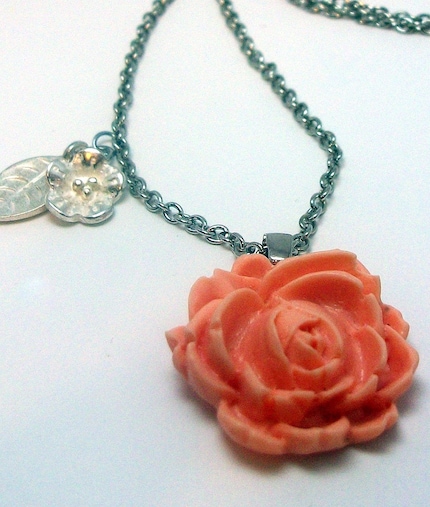 Peach Tea Rose Necklace FREE Shipping