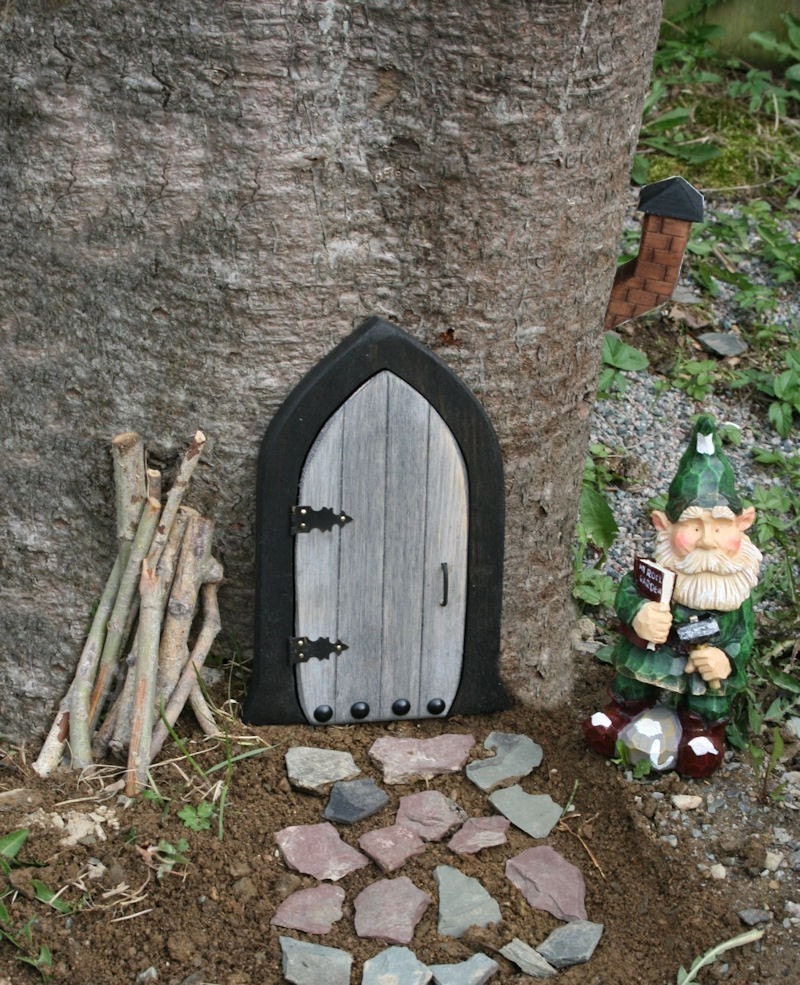 A Gnome door / Fairy door that OPENS. 9.5 inch.