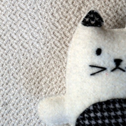 Reversed Tuxedo Kitty by Kimmymade