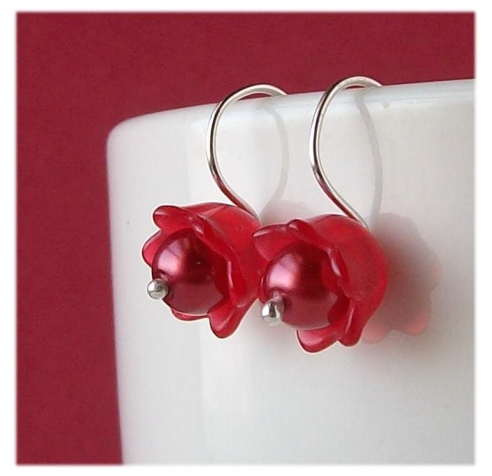 jewelry, earrings, beaded, metalwork, metal, glass, plastic, bead, red, frosted, pawandclawdesigns, sterling silver, lucite, flower