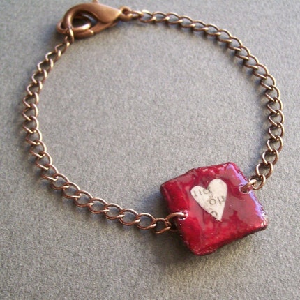 Bracelet with  tiny red square