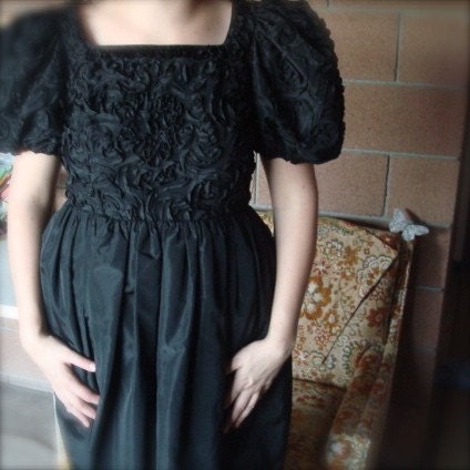 SALE Vintage -Pretty in Black- Party Dress M