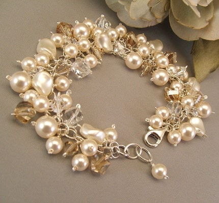 IVORY WEDDING DRESS BRACELET IVORY CREME PEARLS AND by Handwired