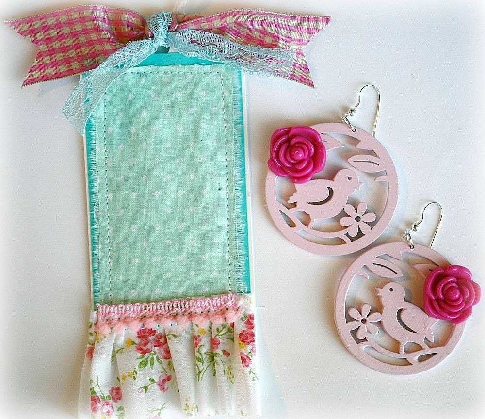 This earrings and gift tag set is 40% off of $12.95 - what a deal!