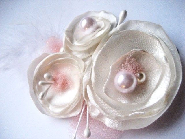White and Pink Flower Hair Clip