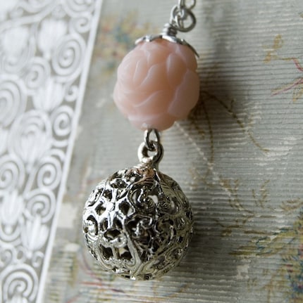 Rose Passion Twilight Necklace