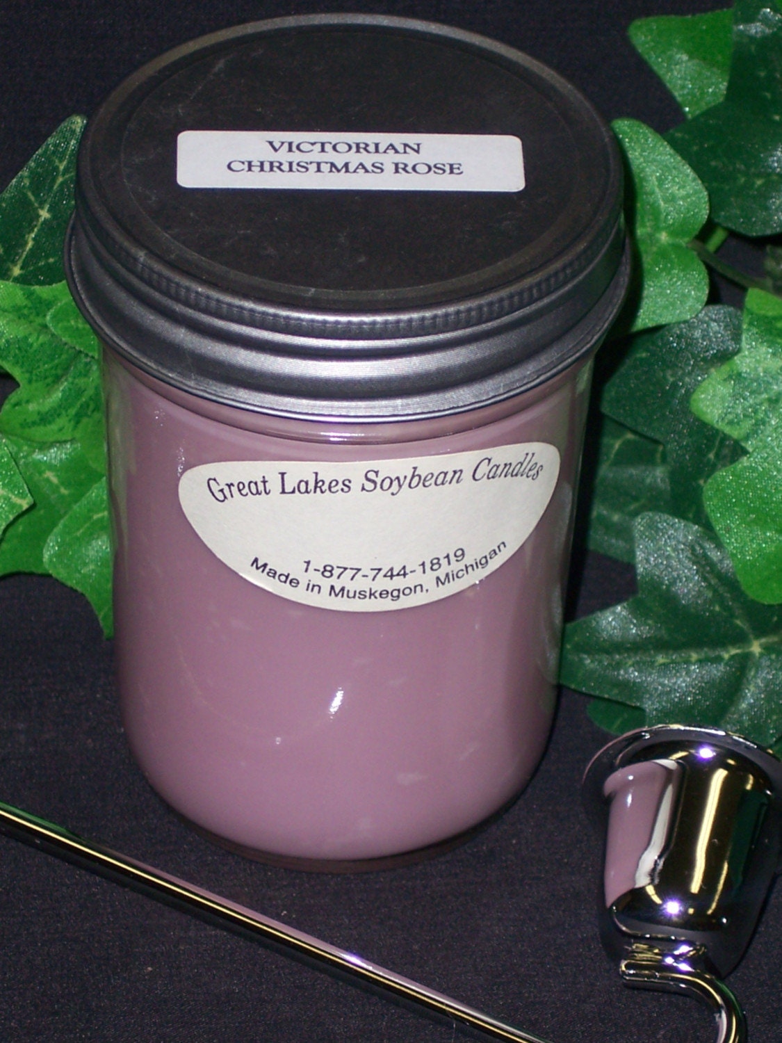 GREAT LAKES SOYBEAN CANDLES VICTORIAN ROSE 8 OZ JAR THIS IS THE STRONGEST ROSE SCENT THAT I CARRY IF YOU LIKE ROSE THIS IS FOR YOU