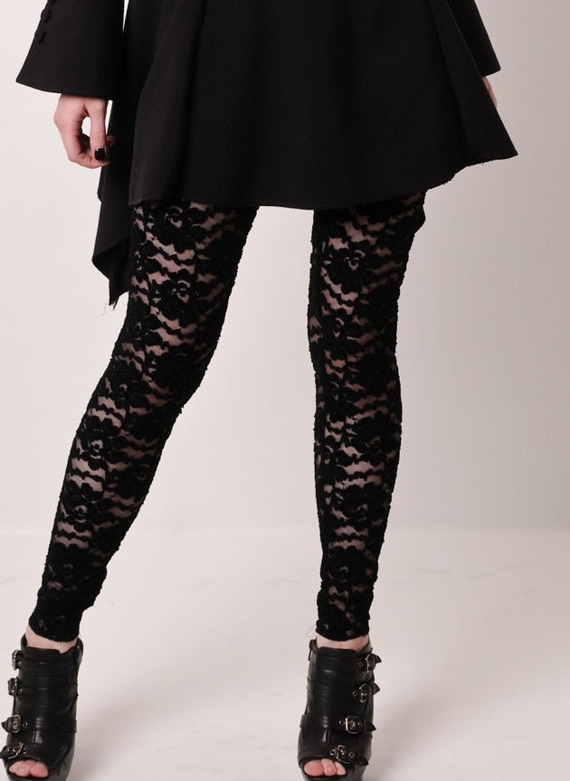 Black Lace legging size Small