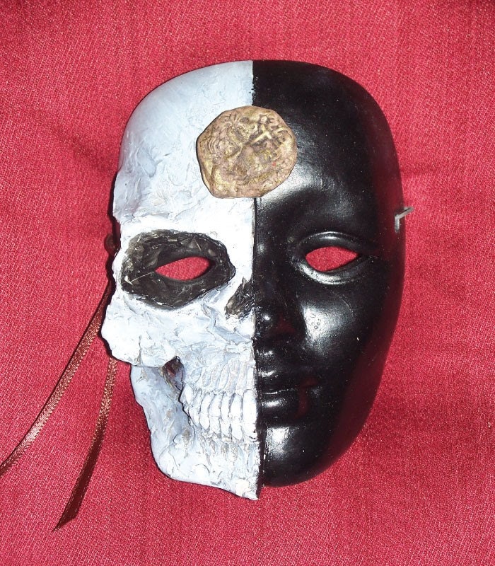Half Skull Masque
