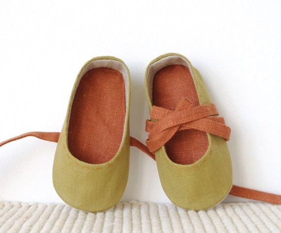 Baby ballet shoes - Mini Zen newborn baby shoes for girls - soft baby booties in mustard green & orange linen