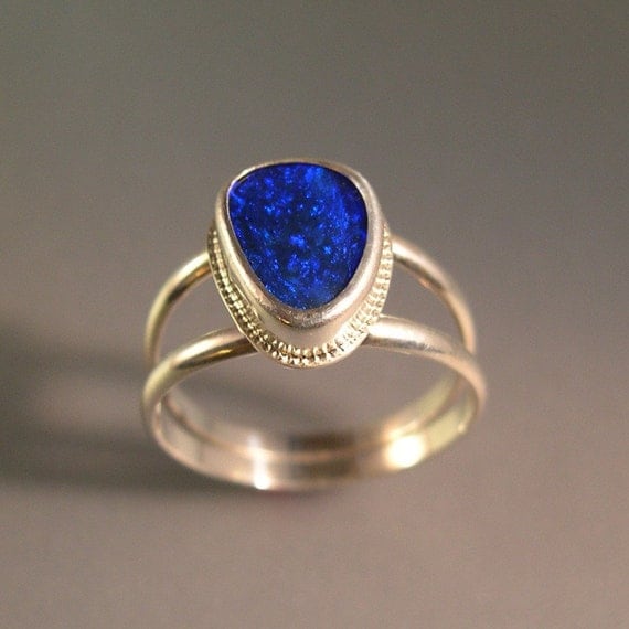 vibrant blue Australian boulder opal - ring - sterling