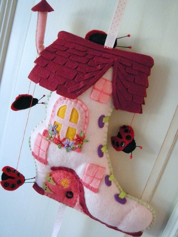 Nursery Mobile  Shoe - pink