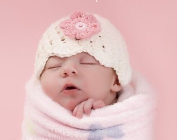 0 - 3 months crocheted baby beanie hat with shell edge -- Soft Ercu, White, Pastel Pink