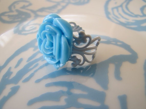 CARIBBEAN -- blue rose cabochon ring on a light blue filigree band