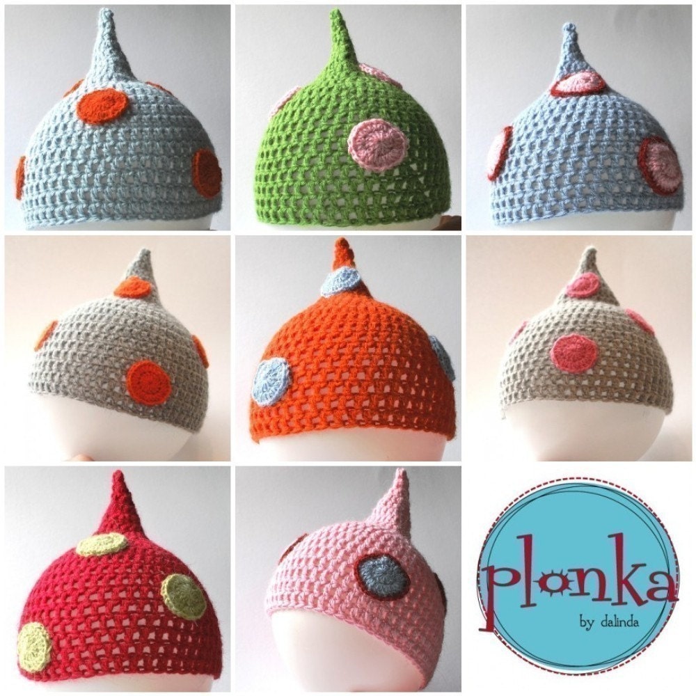 Make your own plonkas hat with this PATTERN.