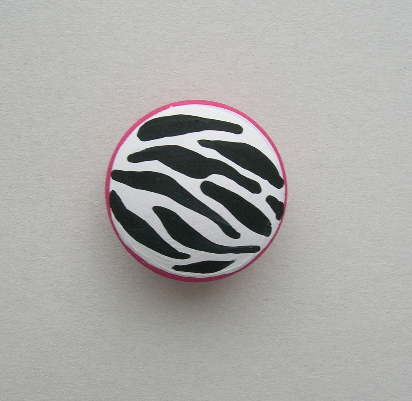 animal print nails. Hot+pink+zebra+print+nails