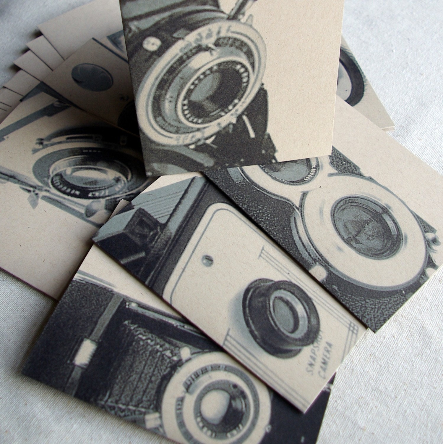 Focus Vintage Cameras Recycled Kraft Paper Card Set (8)