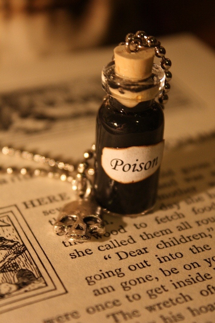 Vial Of Poison. (Poison Vial Necklace )