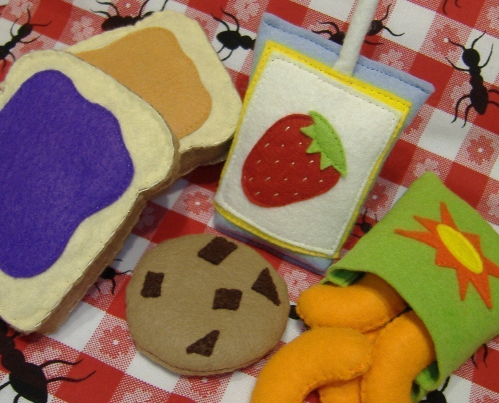 Peanut Butter and Jelly Lunch PDF Pattern