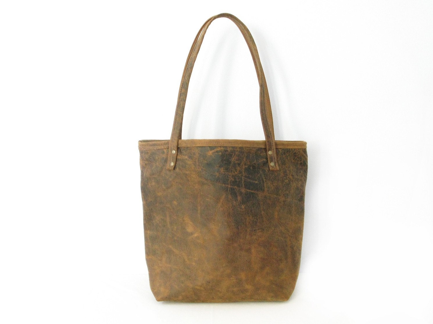 market tote in distressed rawhide brown leather