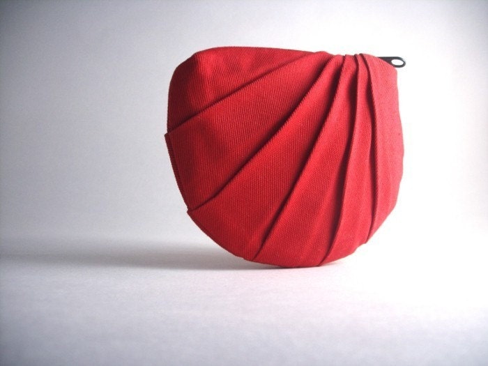 The Petal Coin Purse in candy apple red